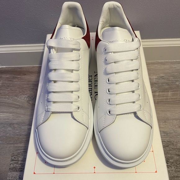 ❗️SOLD❗️Alexander McQueen - Picture 3 of 5